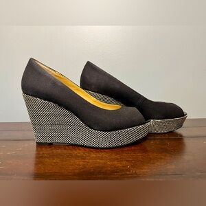 Nine West Black with Patterned Wedge Peep Toe Heels - Size 7